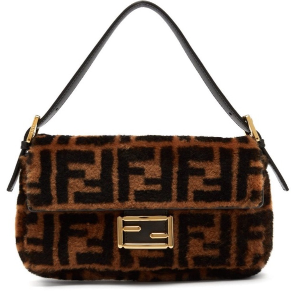 Fendi baguette shearling in perfect condition